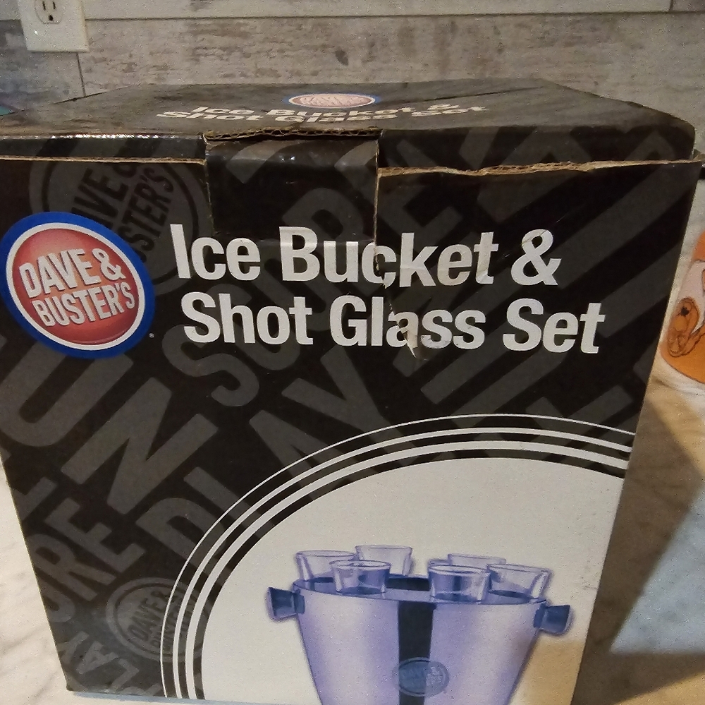 Dave a busters ice bucket brand new